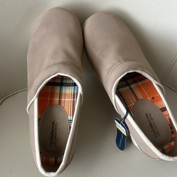 Croft&Barrow. sole (sense)ability ladies, slip on,,size 9 never used ￼ - Picture 8 of 16